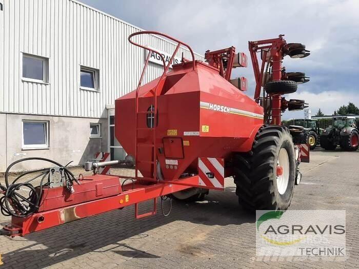 Horsch MAISTRO 12 RC Farm Drills