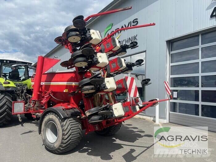 Horsch MAISTRO 8 CC Farm Drills