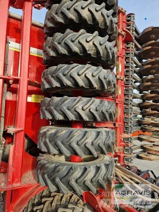 Horsch PRONTO 7 DC Farm Drills