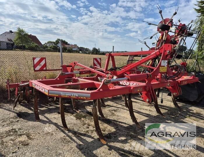 Horsch TERRANO 4 FX Cultivators
