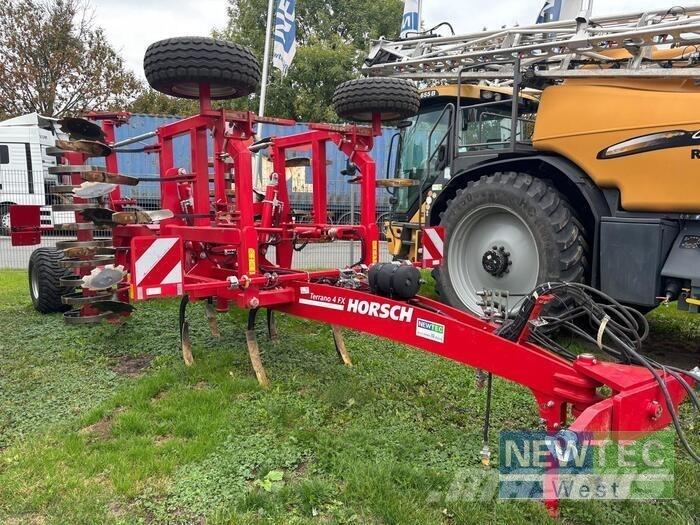 Horsch TERRANO 4 FX Cultivators