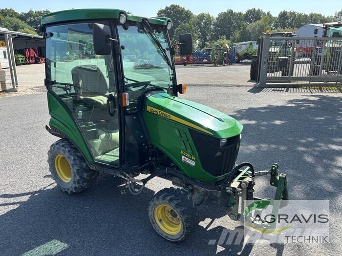 John Deere 1026 R Tractors