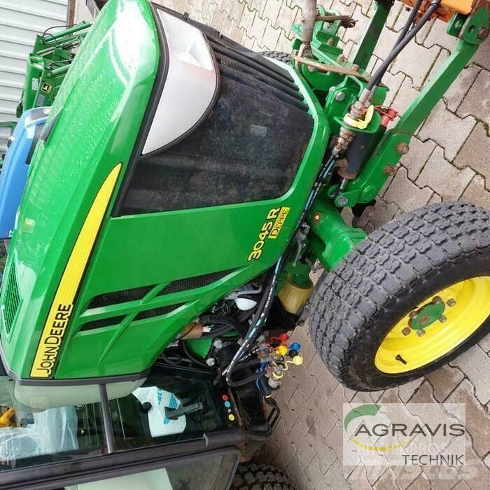 John Deere 3045 R Tractors