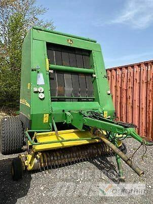 John Deere 592 MAXICUT Round Balers