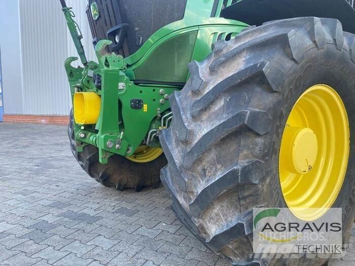 John Deere 6215 R Tractors