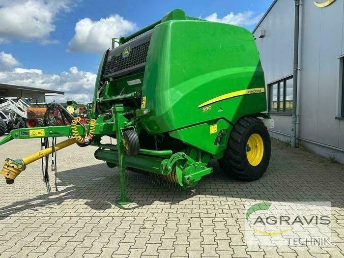 John Deere 990 Round Balers