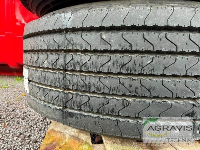  KR 425/65 R 22,5 Tires, wheels and rims