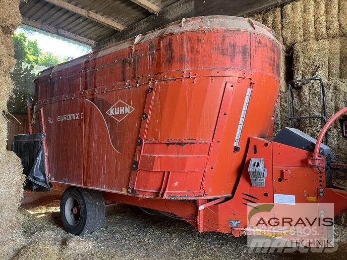 Kuhn EUV 273 Mixer feeders
