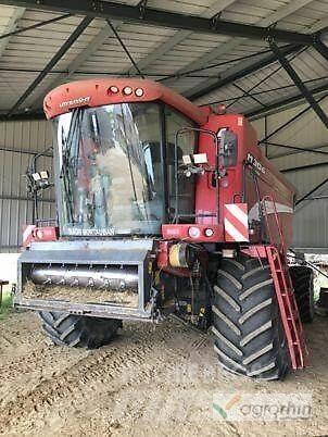 Laverda M306 Combine Harvesters