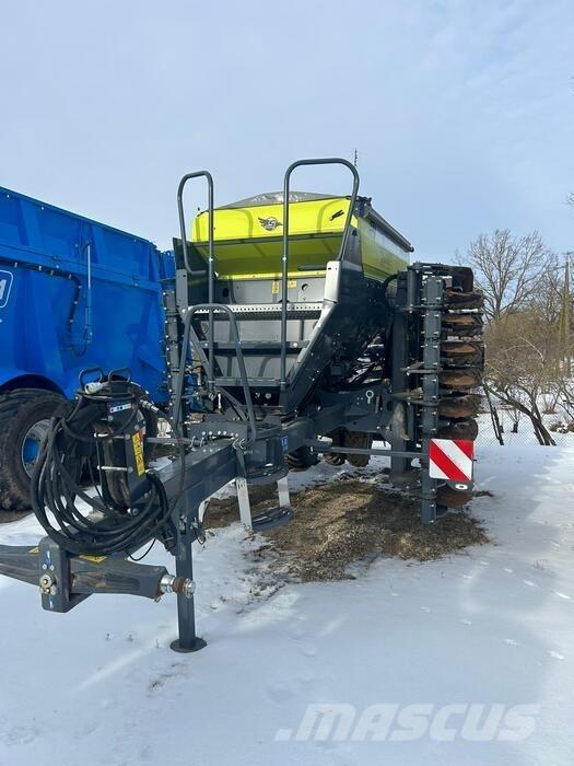  MaxiDrill 4020W Farm Drills