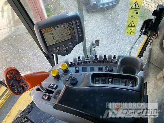 New Holland CX 8090 Combine Harvesters
