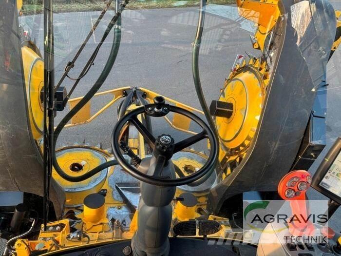 New Holland FR 700 Self-propelled foragers