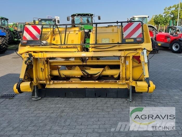 New Holland MF 875 W Combine Attachments