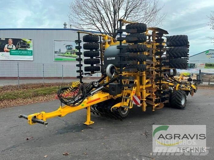 Omega OO 6000 Farm Drills