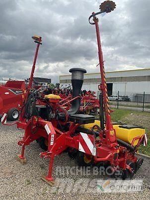 Väderstad Tempo T6 Farm Drills