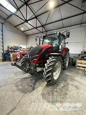 Valtra A95H2 Tractors