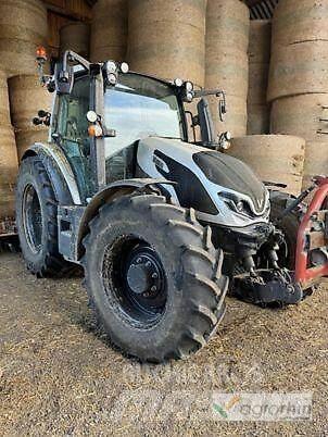 Valtra G125E ACTIVE Tractors