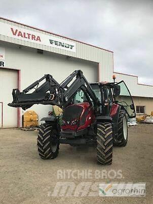 Valtra N154D Tractors