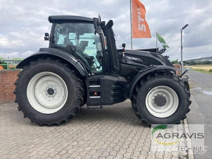 Valtra T 235 D Tractors