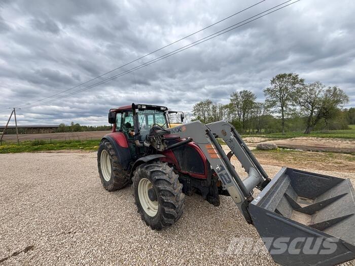 Valtra T130 Tractors