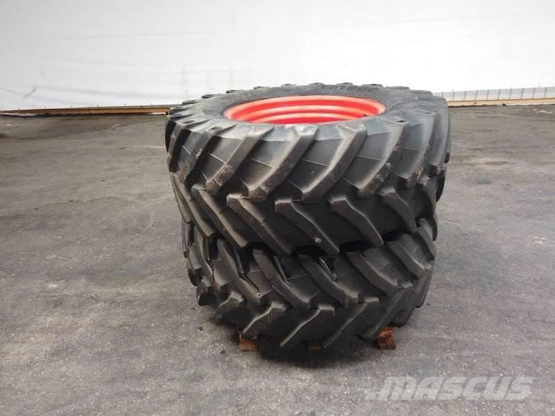 BKT 540 / 65 R30 Tires, wheels and rims