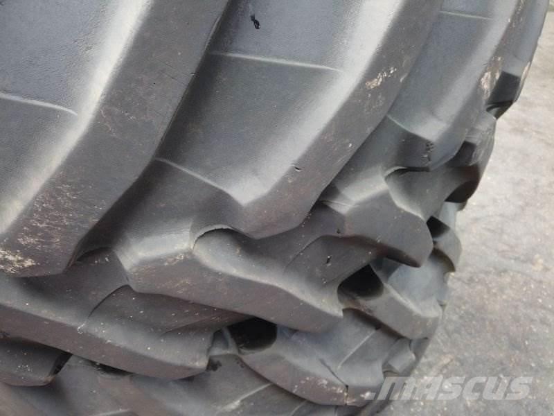 BKT 540 / 65 R30 Tires, wheels and rims