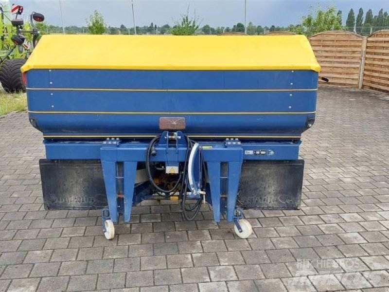 Bogballe M2W Manure spreaders