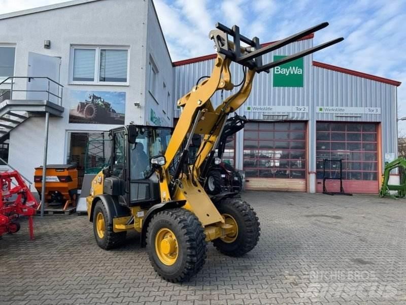 CAT 906-14 Wheel Loaders