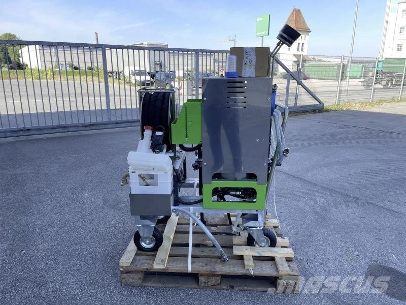  KOMEX-12V-FLEX Greens mowers