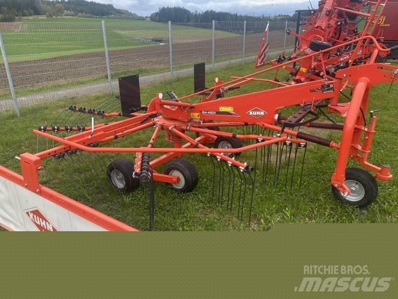 Kuhn GA 4201 Swathers \ Windrowers