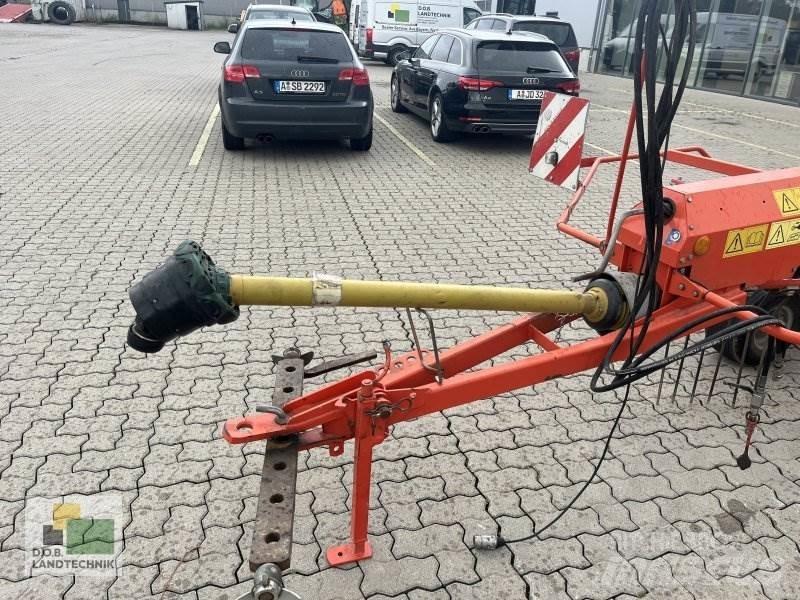 Kuhn GA 6002 Swathers \ Windrowers