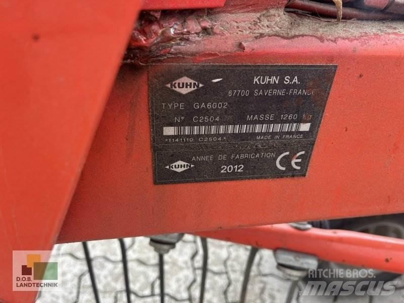 Kuhn GA 6002 Swathers \ Windrowers