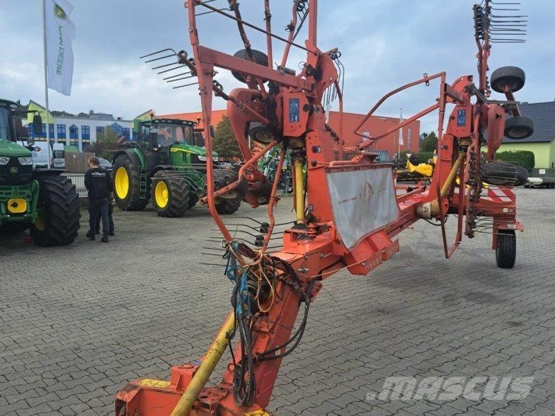 Kuhn GA 7302 Swathers \ Windrowers
