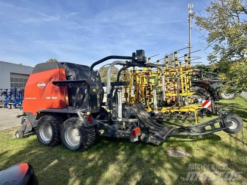 Kuhn VBP 2160 Bale Wrappers