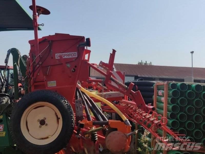 Maschio M 300 Farm Drills