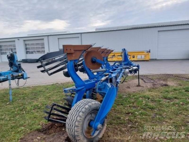 Överum 5 Schar Plows