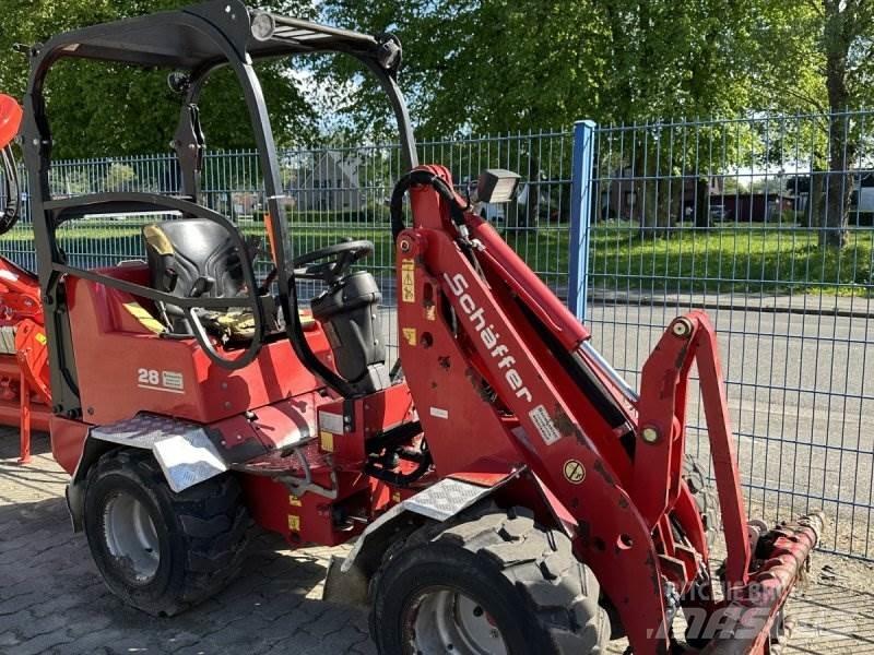 Schäffer 2028 Front Loaders