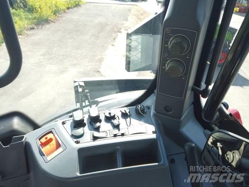 Valtra Q 285 Tractors