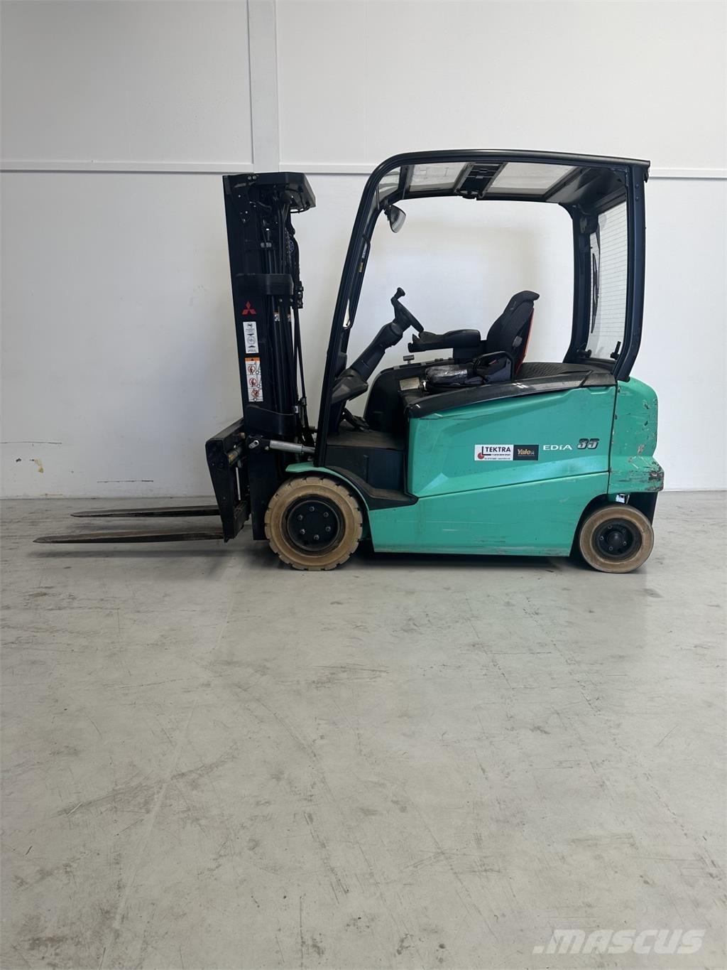Mitsubishi FB35N Electric Forklifts