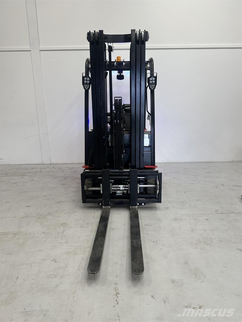 Tektra CPDS16-AC6 Electric Forklifts