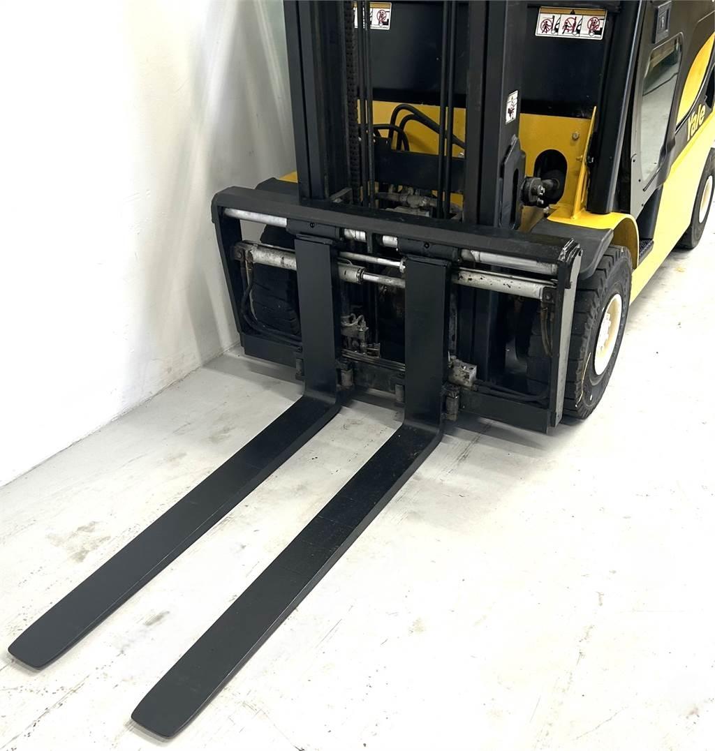 Yale GDP25LX Diesel Forklifts