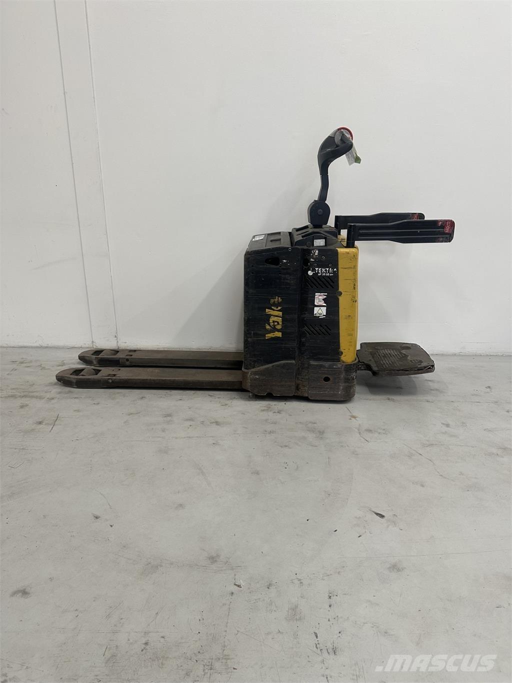 Yale MP20X FBW - 250 AH Low lifter with platform