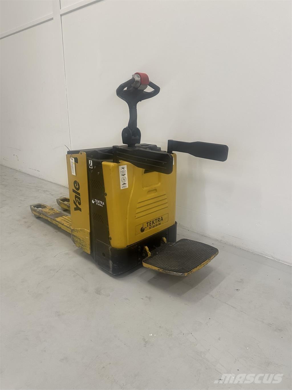 Yale MP20X FBW - 300 AH Low lifter with platform