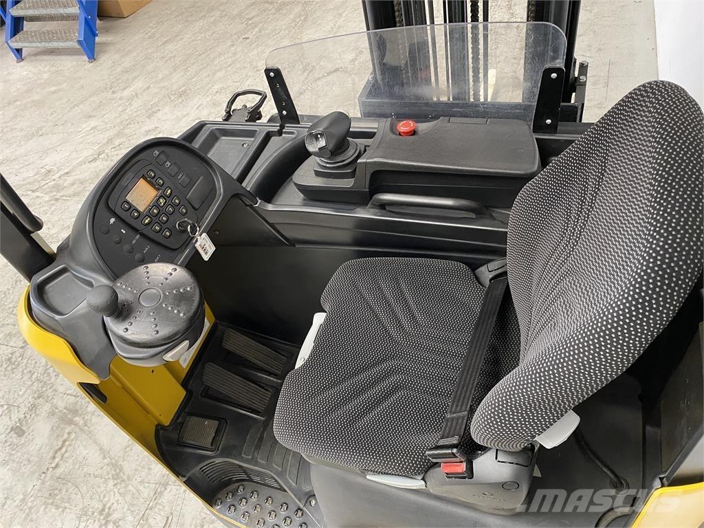 Yale MR14 Reach trucks