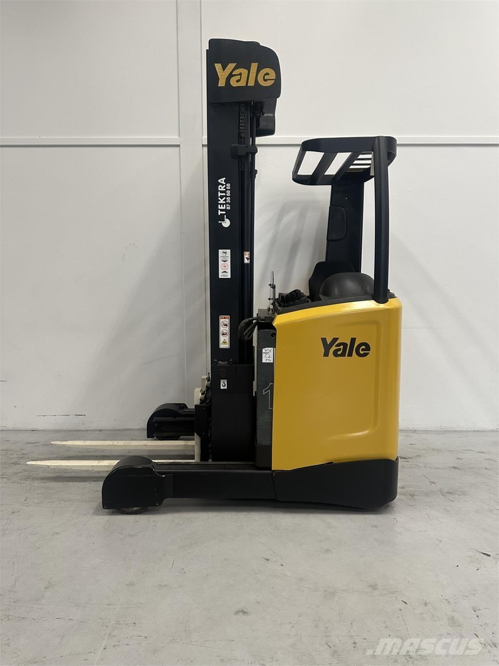 Yale MR14 Reach trucks