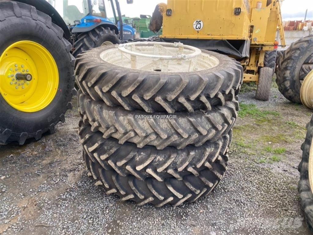 Alliance 300/95R46 Tires, wheels and rims