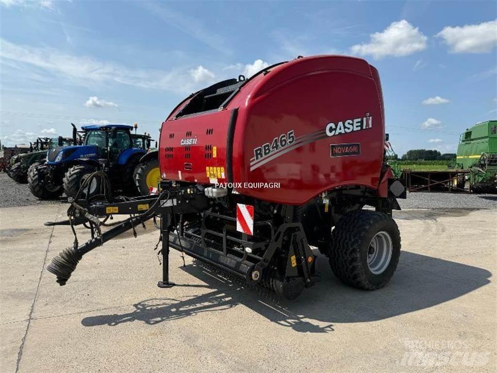 Case IH RB465 Round Balers