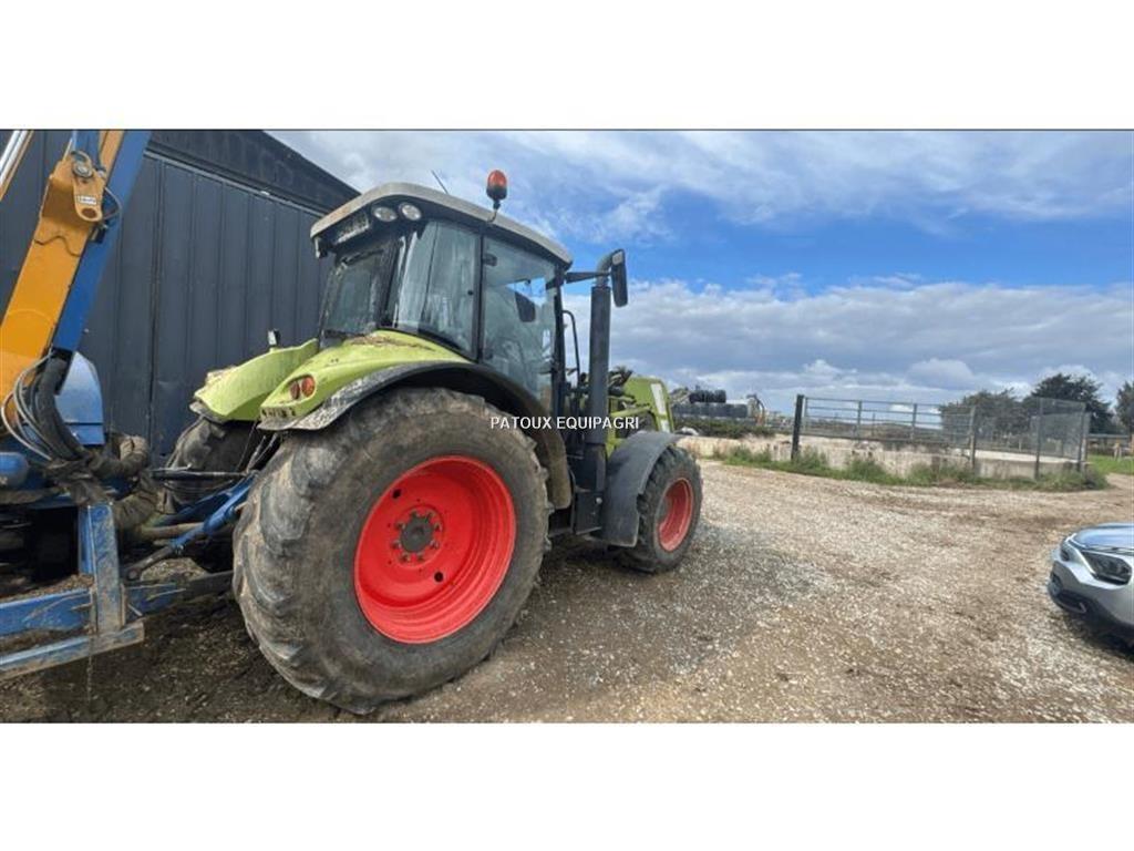 CLAAS ARION640 Tractors