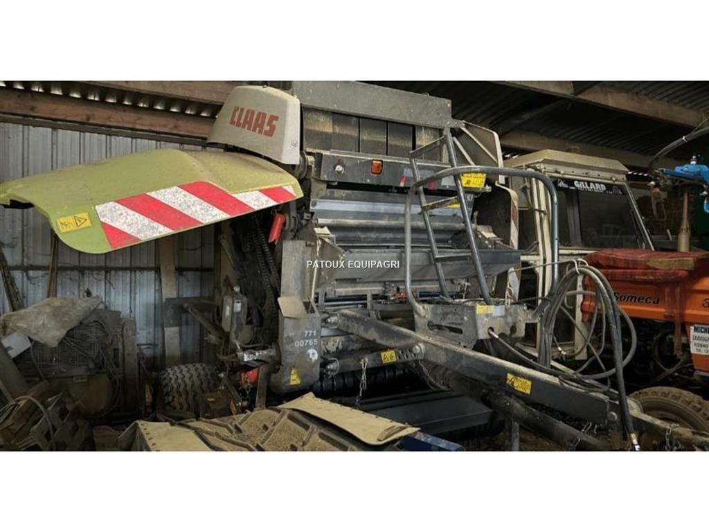 CLAAS VARIANT 370 Round Balers