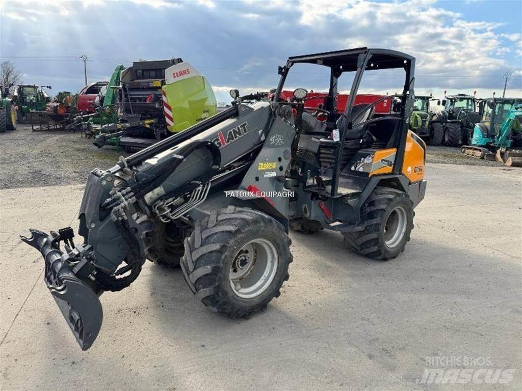GiANT G3500 Mini Loader